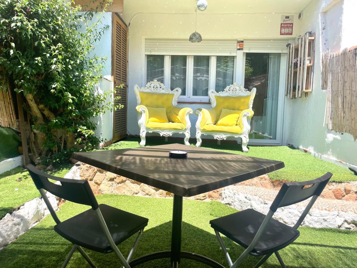 Apartamento A 5Min De Ushuaia, Hi Y Frente De La Playa Den Bossa Appartement Sant Jordi de ses Salines Buitenkant foto